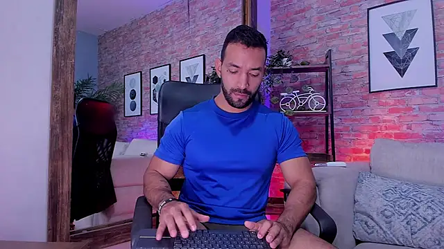 mike-collinss live sex cam