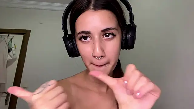 JuliaPierce live webcam show