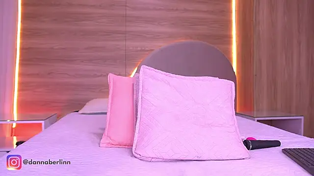 danna_berlin_ webcam