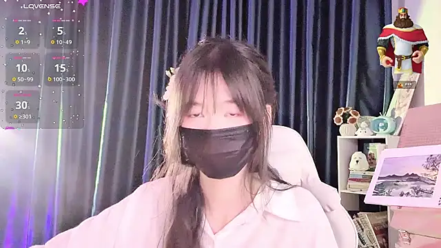 Your-Sunshinee live cam on StripChat
