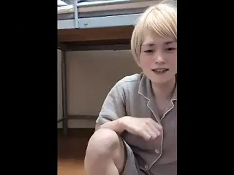 mgnhiroyuki live cam on StripChat