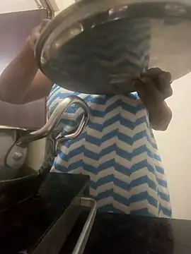 cute_girl_99 webcam