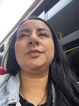 Abril_Luv webcam