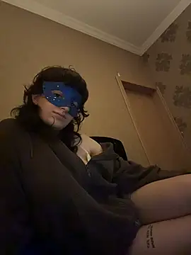 lennore (F teen) - remove one item ;)