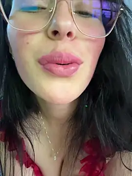 giuliabianchi (F young) - Love me ☺️❤️