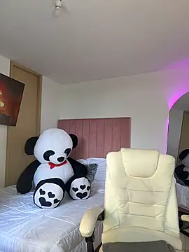 Janettcruz live webcam show