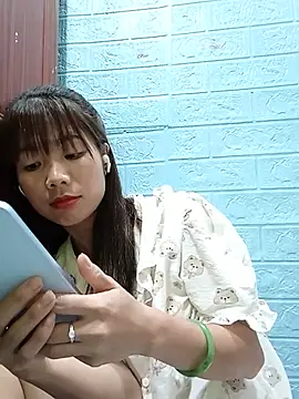 AmyLinee01 webcam
