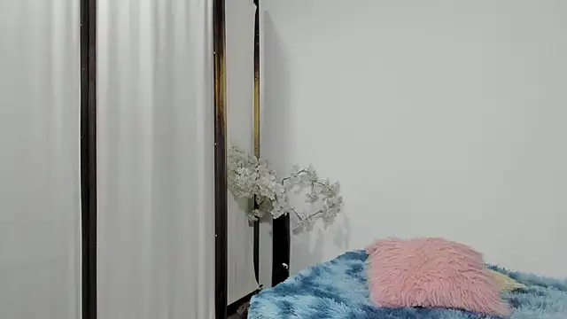 Krystalowenn webcam