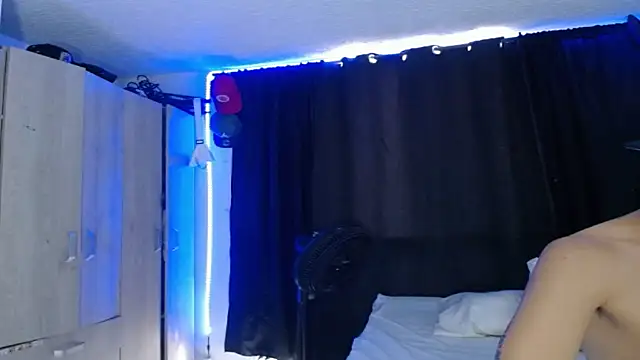 anyelo_miuller99 (M young) - sexy dance