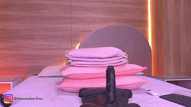danna_berlin_ webcam