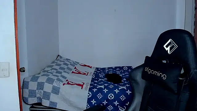 Tommy_Bred webcam