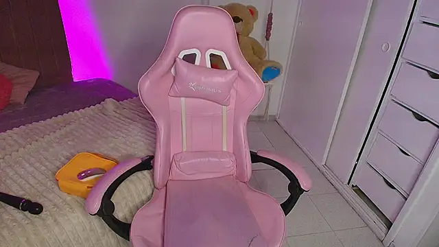 uchiiky_doll webcam