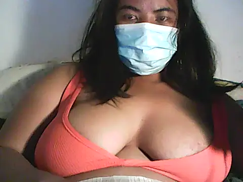 Artinah22 webcam