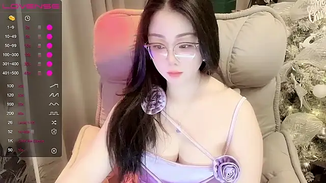 Monica-666888- webcam