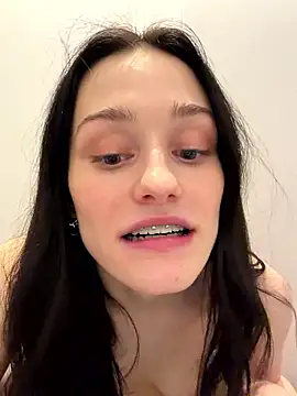 Mia_Mia_M webcam