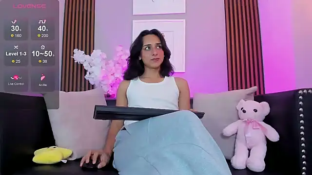 Elisasue webcam