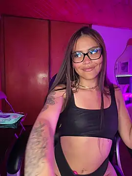 CharlooteXXX webcam