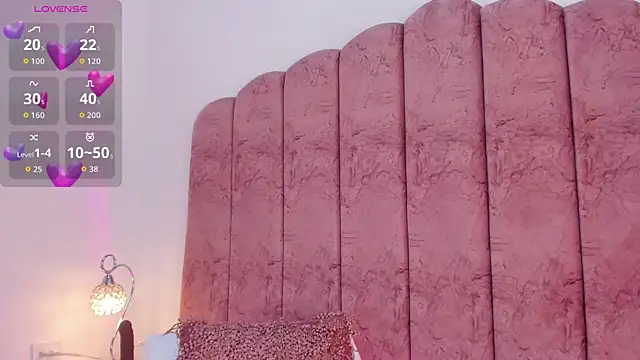Chloe_Miiller webcam