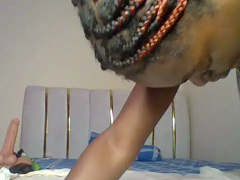 Belle_bubbles webcam