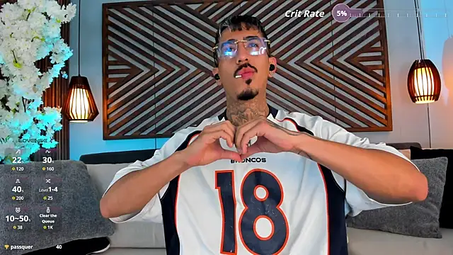 Donovan_Desmond webcam