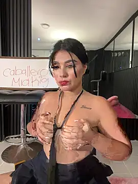 MiaaFarrel webcam