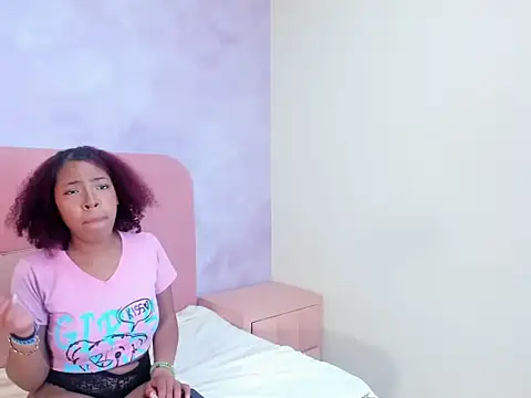 Babby_Aura live cam on StripChat