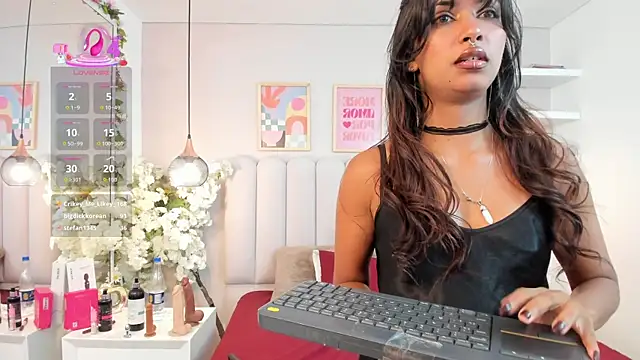 alessia__noir_ webcam