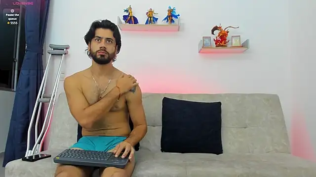heteros_curious live webcam show