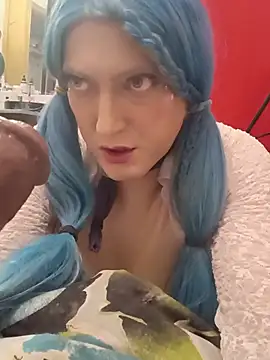 sissytrapdolly24 (T milf) - Survive