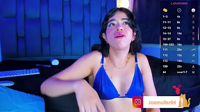 zoe_axel1 (G young) - Her suck deep 30 sec