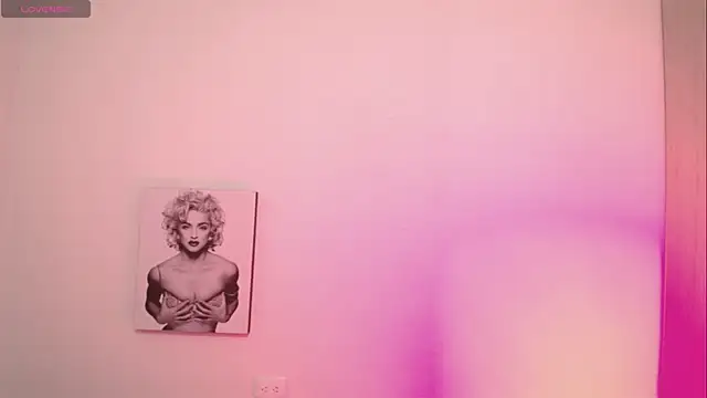 Millie_bobby webcam