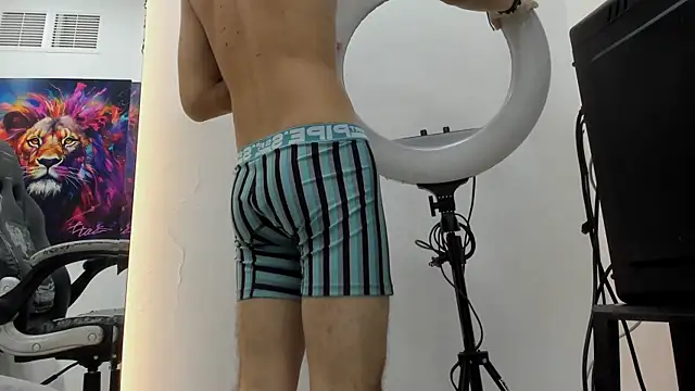 zack_dehaan webcam
