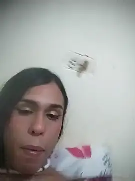 pretty_ariiel webcam