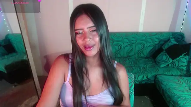 sweet_susy222 live cam on StripChat