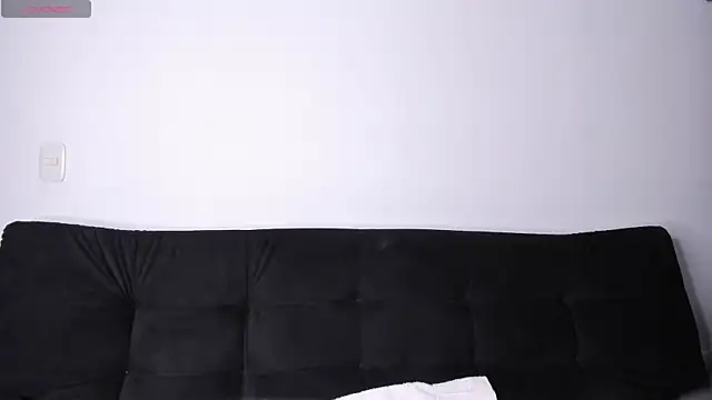 anniewine_ (F young) - masturbate