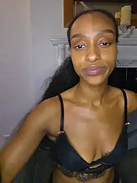 Hazel_Dollxx