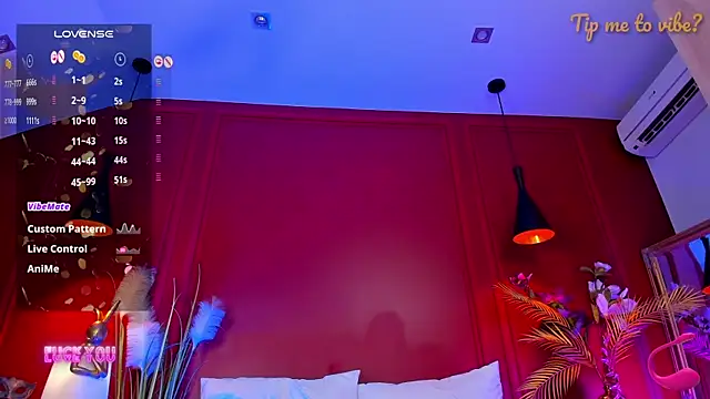 Mayzzie webcam