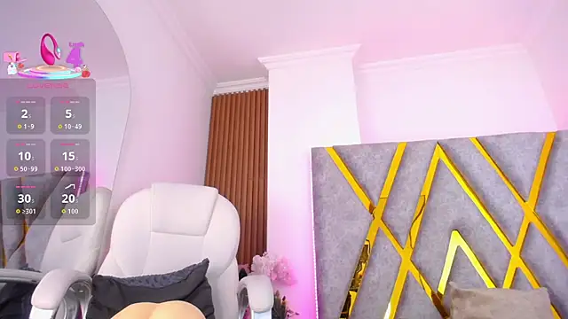 Lizza_Jones webcam