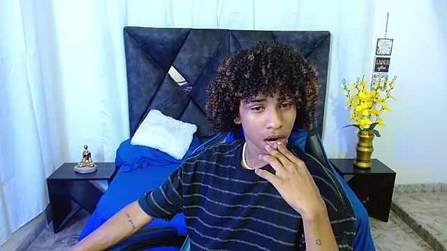 angelll18_ (M twink) - Cumshow