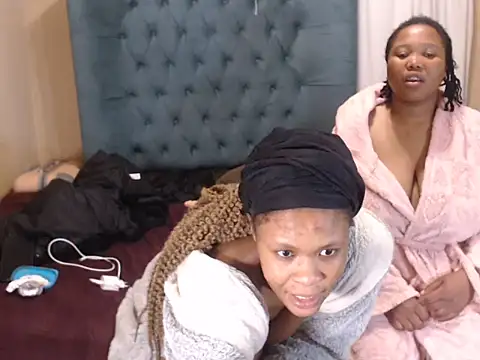 BendMeOverXX webcam