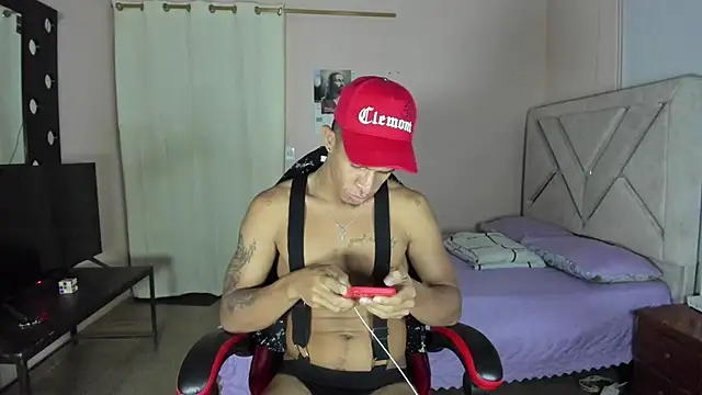 Toptony22 webcam