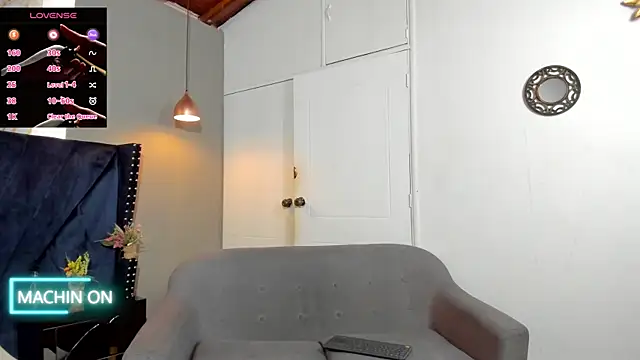 Alexx_val webcam