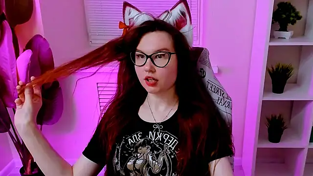 CarolGiggly webcam