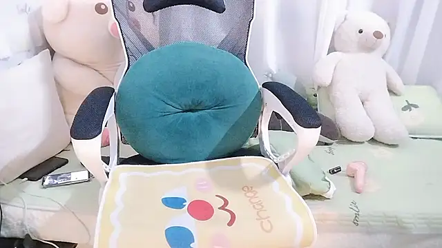 Bun_Bee live sex cam