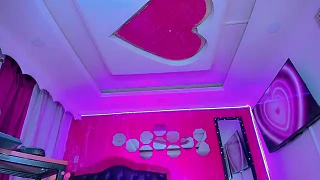 TiffanyMackensyy webcam