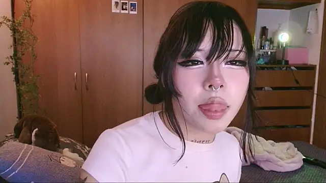 Kitty_yukimura webcam