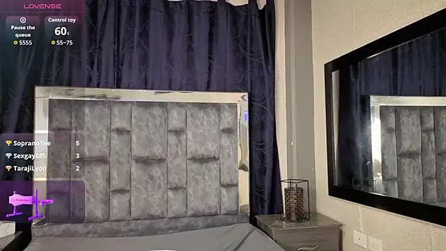 LeoMonnroe webcam