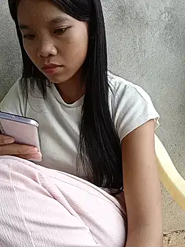 hot_stuff-z (Ask my age) - Mong được ủng hộ