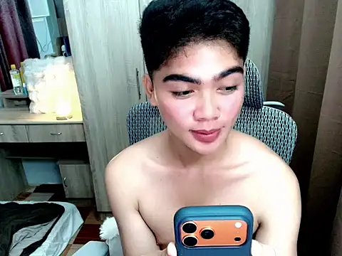 itskenny (M twink) - 🔥Let's Cum Cum🔥