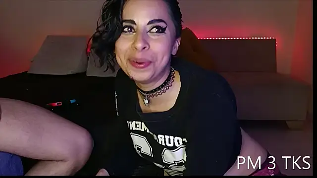 monse_n_mont - Monse_n_Mont's free webcam - UK Sex Cams